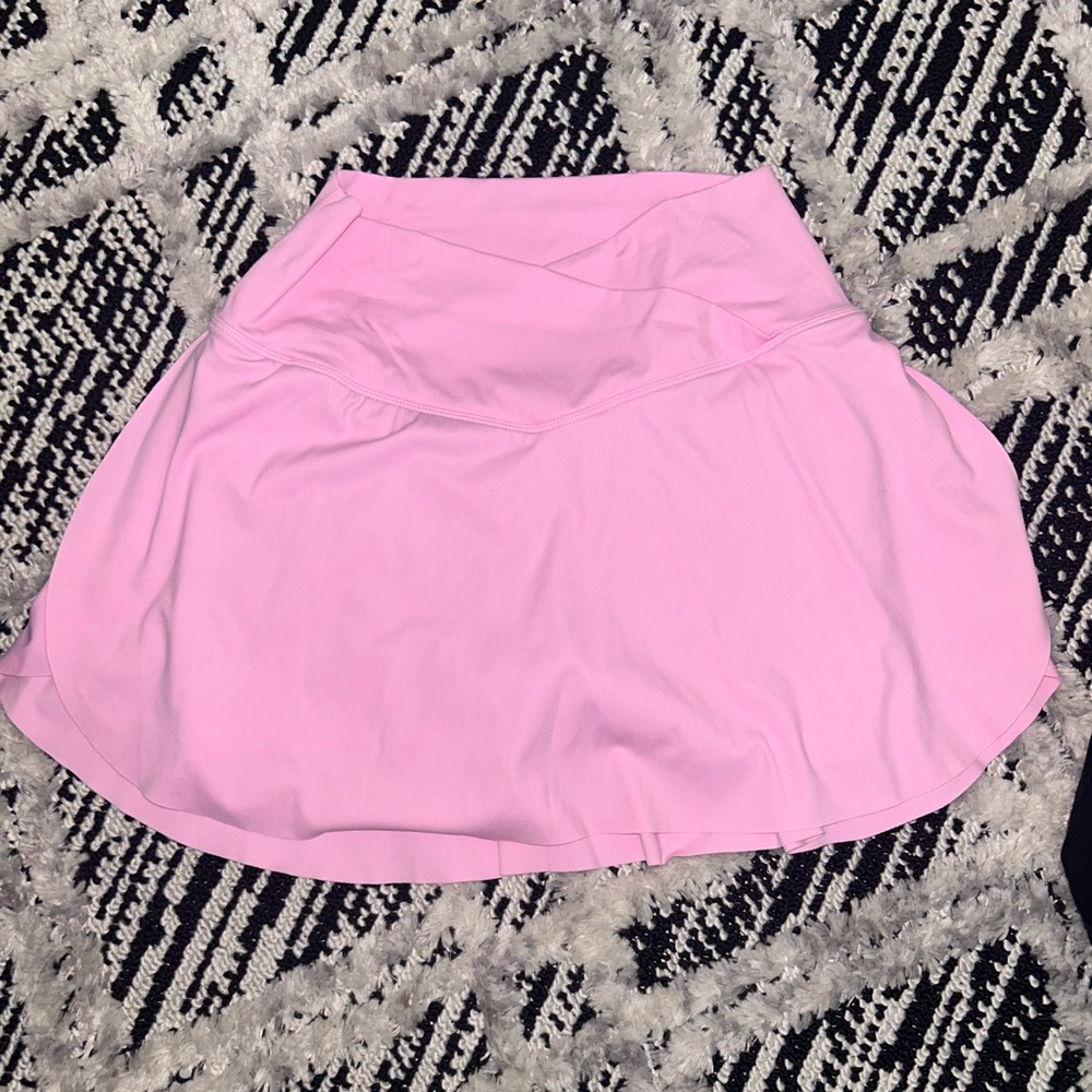 Halara pink skirt with built in shorts